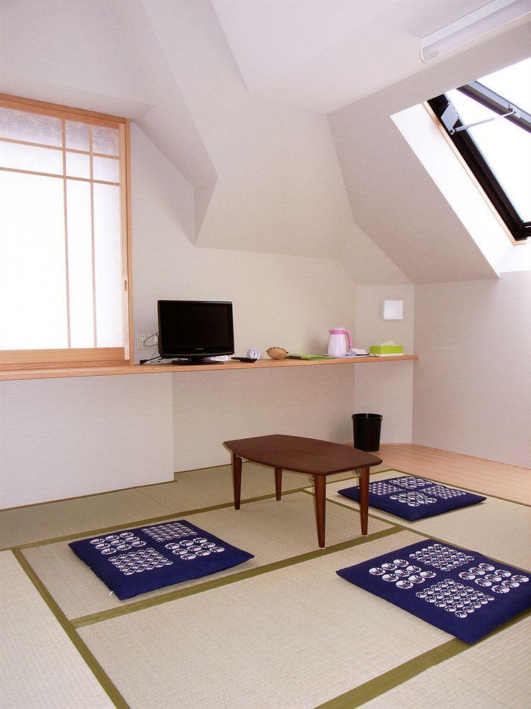 Family Inn Saiko Tokyo Bagian luar foto