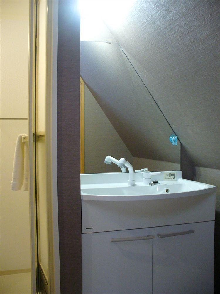 Family Inn Saiko Tokyo Bagian luar foto
