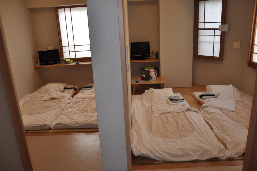 Family Inn Saiko Tokyo Bagian luar foto