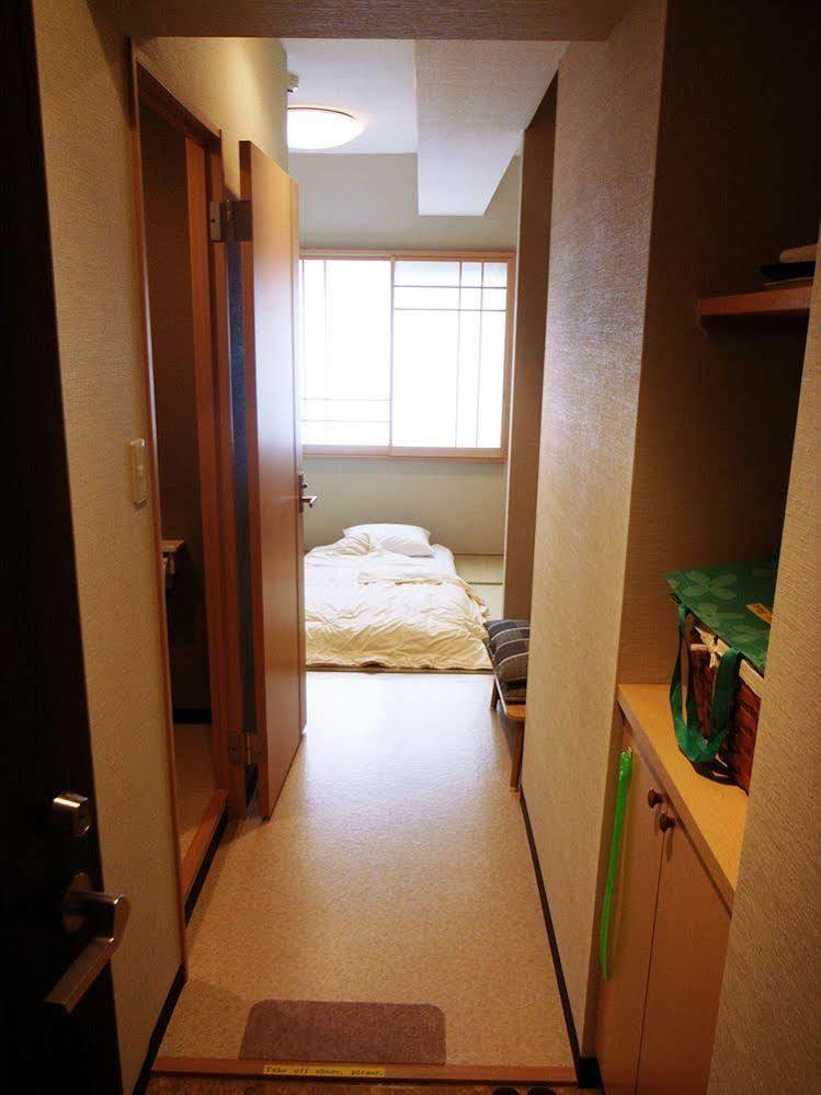 Family Inn Saiko Tokyo Bagian luar foto